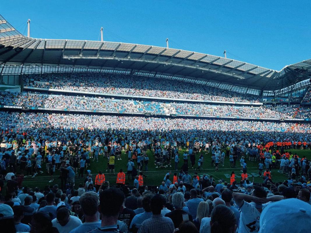 乌克兰世界杯梦想史：开局即巅峰与附加赛魔咒（乌克兰世界杯征途：初登高峰，难破附加赛魔咒）