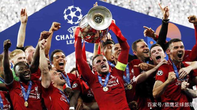 德容：不应该再和上赛季比较了，上赛季我们也没拿到欧冠冠军（德容：别再和上赛季相比了，那时我们同样无缘欧冠）