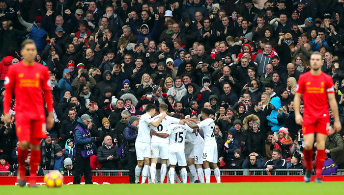 炸鱼来了，比朔夫戴帽、卡尔双响助德国U21队6-0大胜（德国U21 6-0大胜：比朔夫上演帽子戏法，卡尔梅开二度）