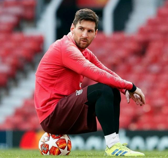 阿斯：伊萨克缺席利物浦赛前合练，将错过对阵皇马欧冠焦点战（阿斯：伊萨克未参加利物浦战前训练，确认无缘对皇马的欧冠焦点战）