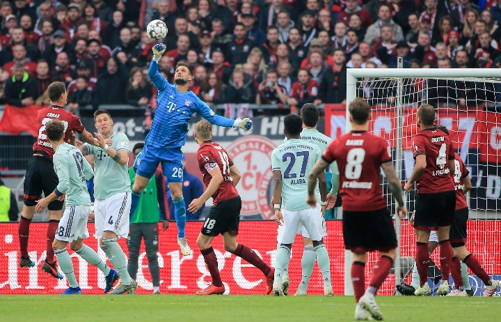 ⚽️2025年度中超最佳评选他来啦！鏖战一年，十...