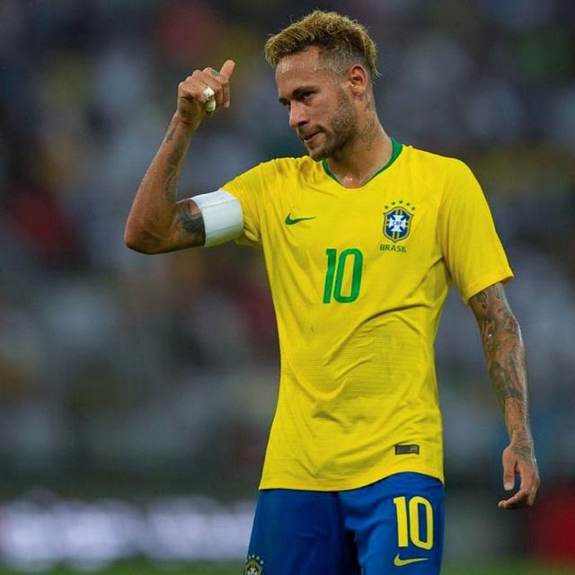 埃及11月大名单：萨拉赫领衔，马尔穆什、穆斯塔法在列（埃及公布11月阵容：萨拉赫压阵，马尔穆什与穆斯塔法入选）