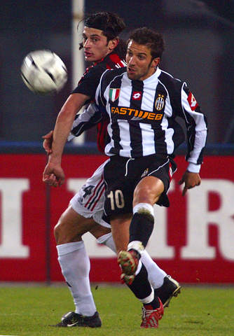 迈阿密国际公布新赛季美职联常规赛赛程：首战梅西pk孙兴慜（迈阿密国际官宣新赛季MLS赛程：揭幕战梅西对决孙兴慜）