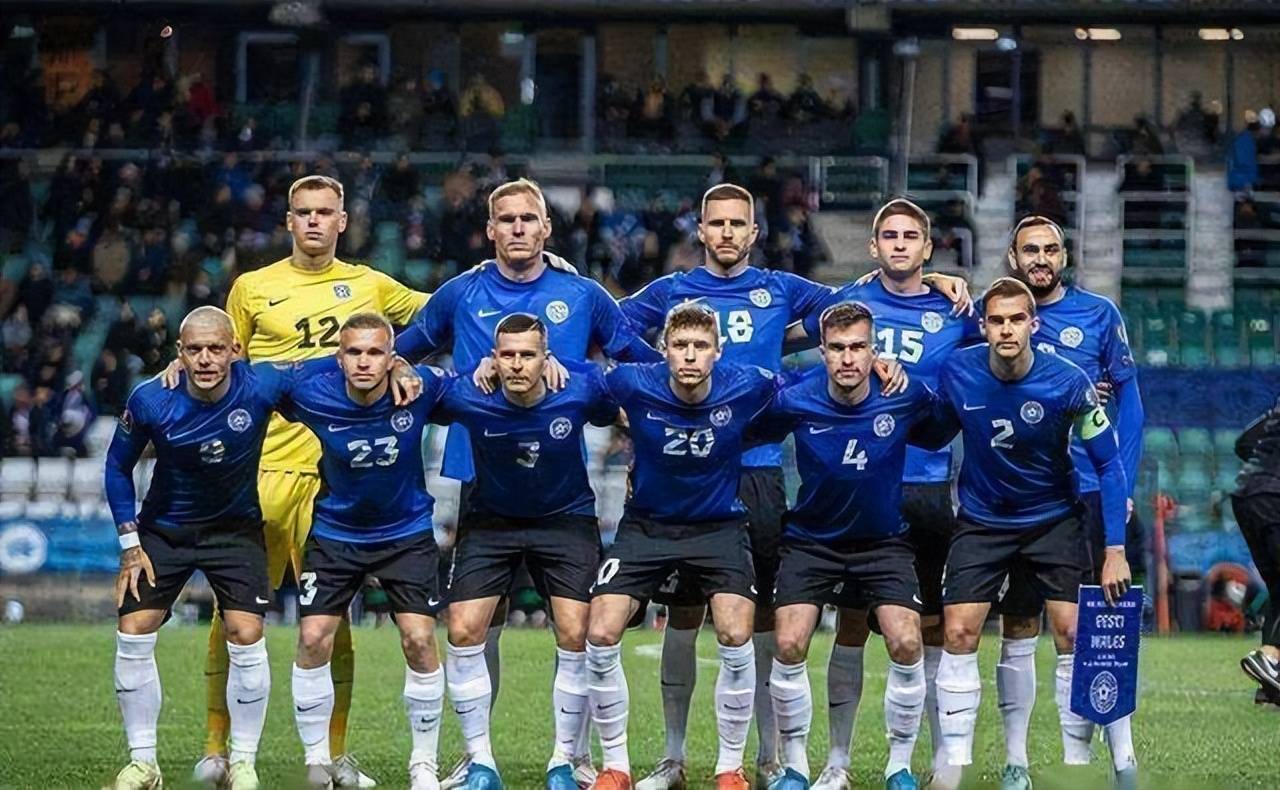 东契奇：斯玛特给替补席带来了能量，他说啥我们都会听