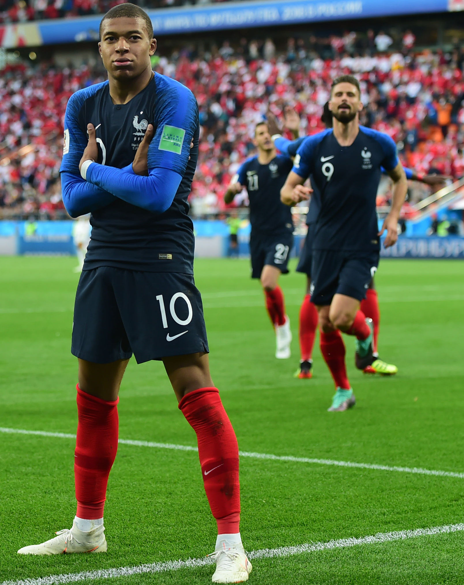 28球，B费升至葡萄牙队史射手榜第六位（B费收获28球，升至葡萄牙队史射手榜第六）