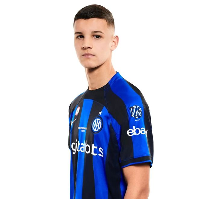 赫迪拉：拜仁从下半场开始就在拖延时间，这不是公平竞赛精神（赫迪拉批评拜仁：下半场起拖延时间，违背公平竞赛精神）