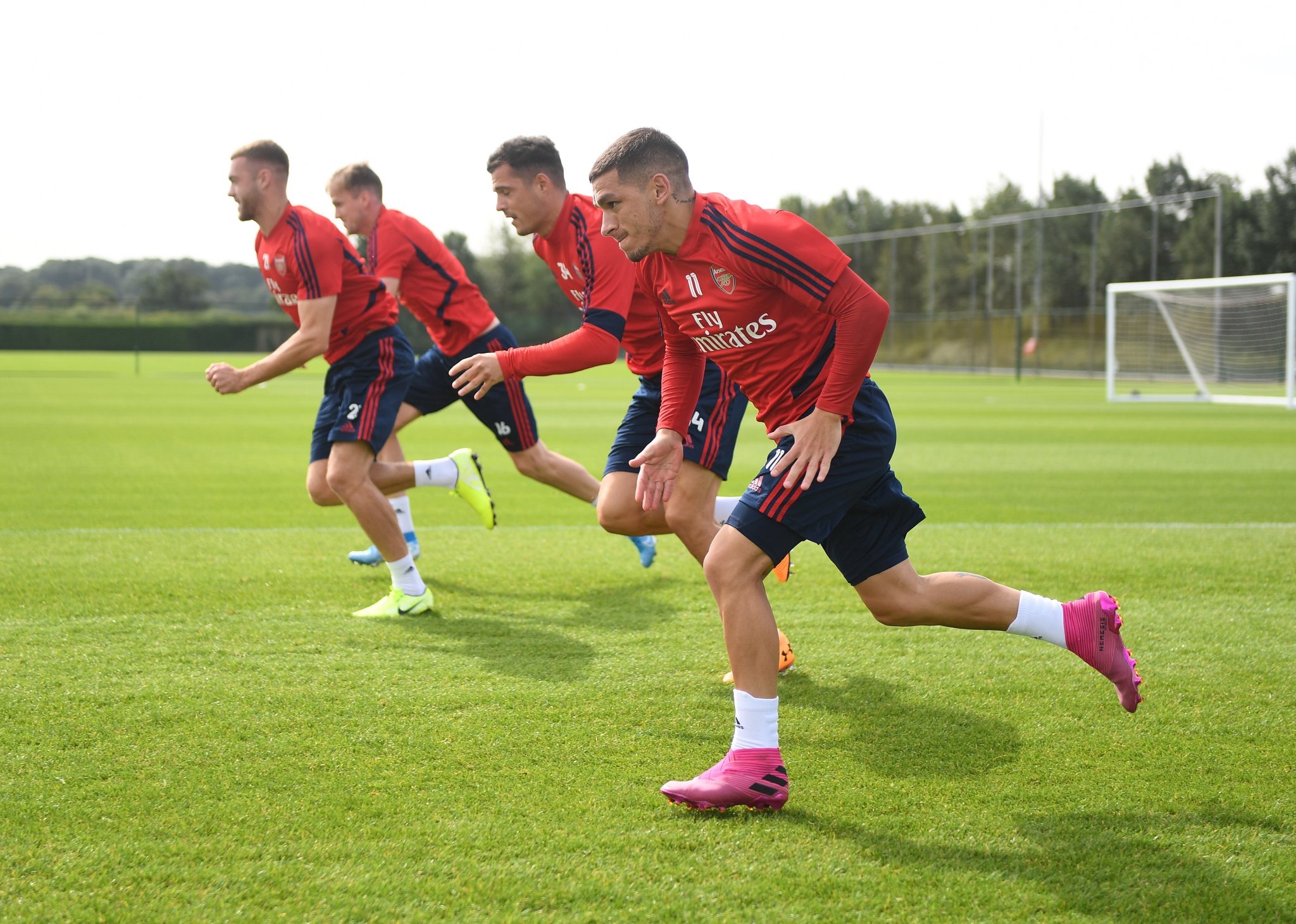 哈登爆发，却被保罗抢风头，詹姆斯表态，留给快船的机会不多了！（哈登火力全开仍被保罗抢镜，詹姆斯发声：快船机会所剩无几）