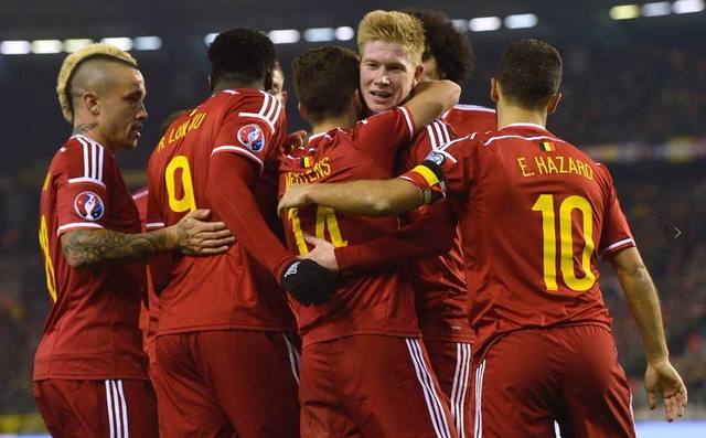 米兰vs拉齐奥终场前点球未判原因：马鲁西奇对帕夫洛维奇犯规（米兰对阵拉齐奥补时点球未判解析：马鲁西奇先对帕夫洛维奇犯规）