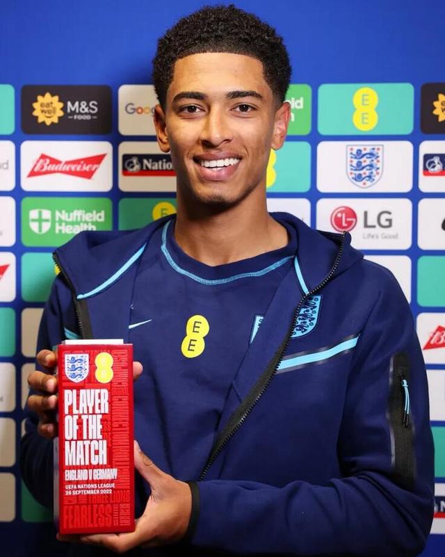 冥冥之中？阿根廷同组国家首字母连起来是马拉多纳出道俱乐部（神奇巧合！阿根廷同组对手首字母恰好拼成马拉多纳出道俱乐部）