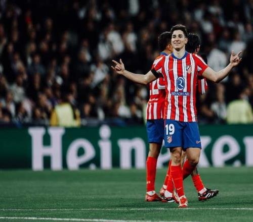 输球就下课！战曼城阿隆索已无退路 将帅不和伤兵满营拿啥去踢（败则下课！阿隆索对阵曼城退无可退 将帅不睦、伤病成堆拿什么应战）