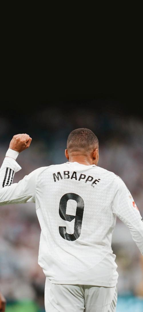 巴黎控场能力压倒性（巴黎统治力压倒一切）